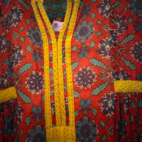 Lovely Indian hand-dyed textile dress with side pleats, size S - Picture 2 of 7